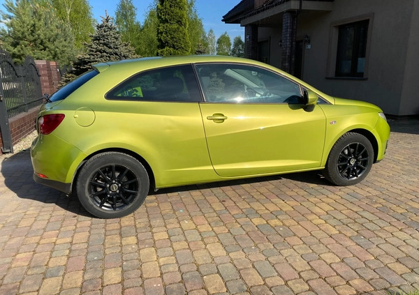 Seat Ibiza cena 17900 przebieg: 200000, rok produkcji 2009 z Pilawa małe 137